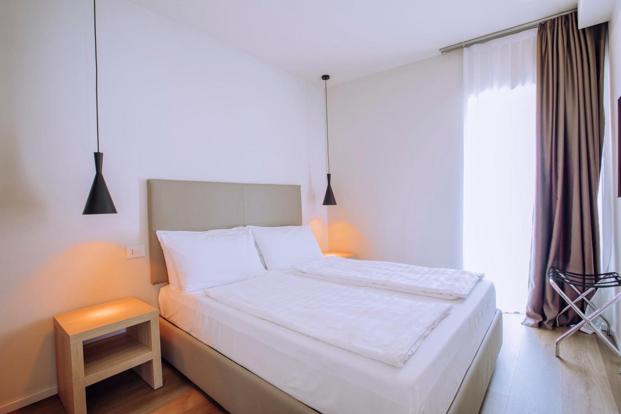 Ah Porticcioli Boutique Apartments San Felice del Benaco Εξωτερικό φωτογραφία