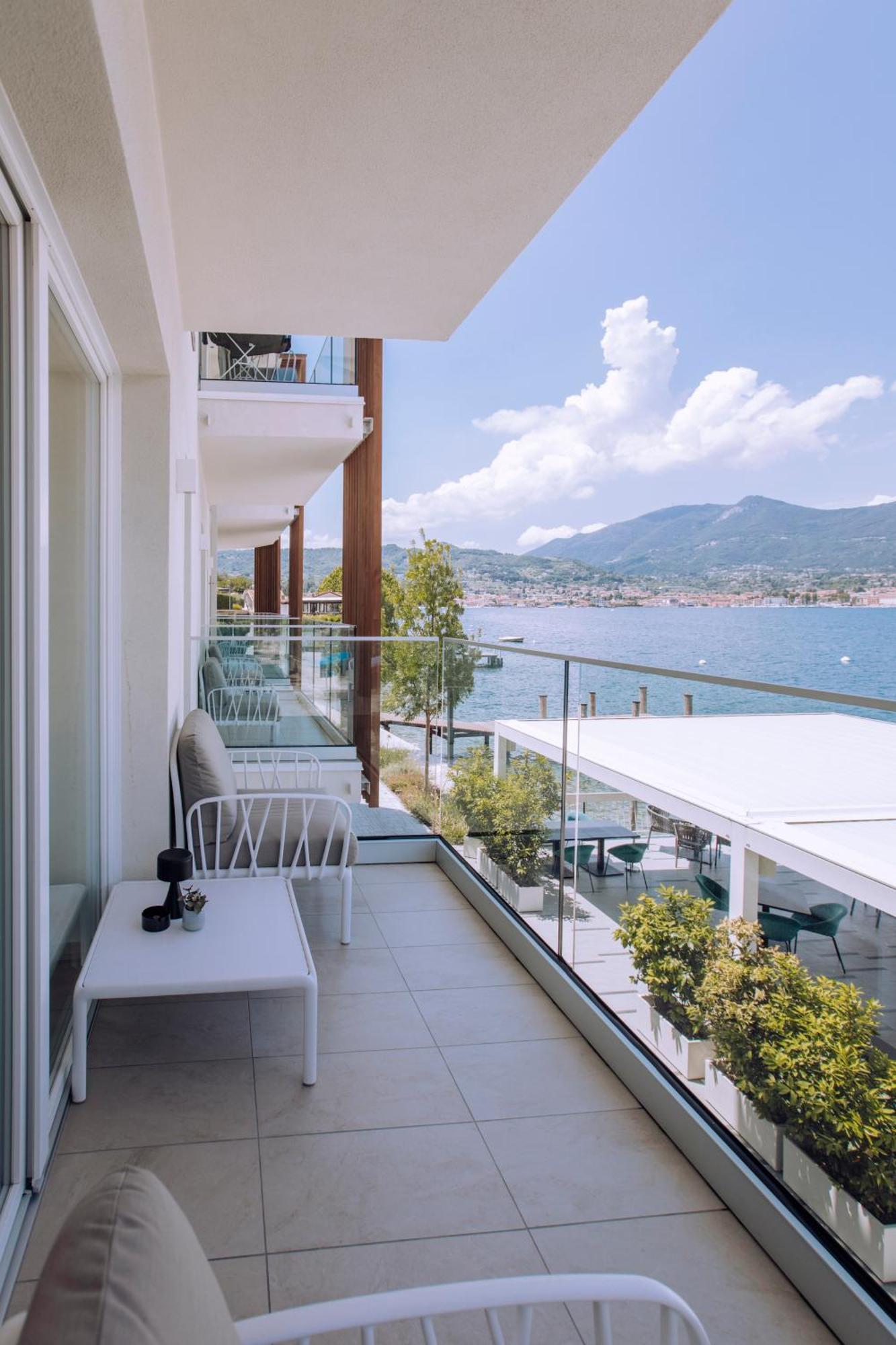 Ah Porticcioli Boutique Apartments San Felice del Benaco Εξωτερικό φωτογραφία