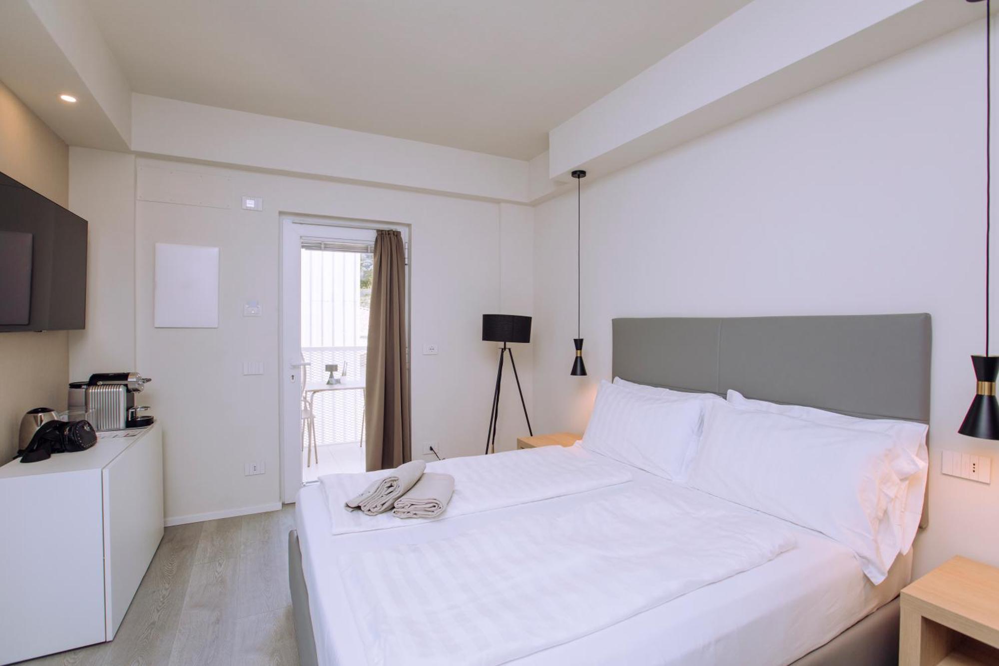 Ah Porticcioli Boutique Apartments San Felice del Benaco Εξωτερικό φωτογραφία