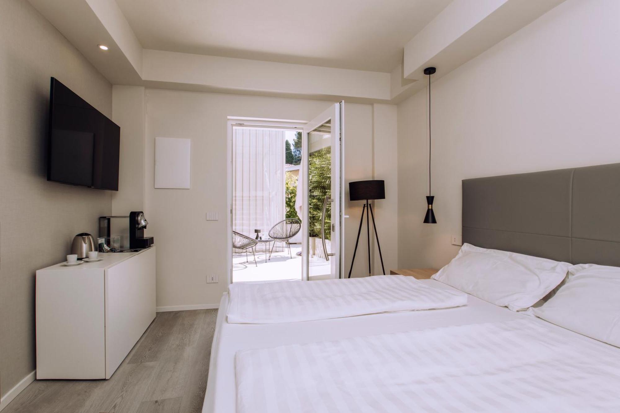 Ah Porticcioli Boutique Apartments San Felice del Benaco Εξωτερικό φωτογραφία